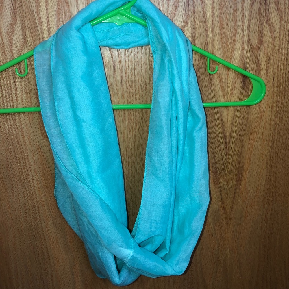 Forever 21 teal scarf